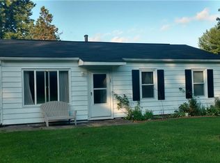106 Bump Dr, Syracuse, NY 13209