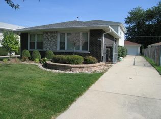 10331 Kilpatrick Ave, Oak Lawn, IL 60453