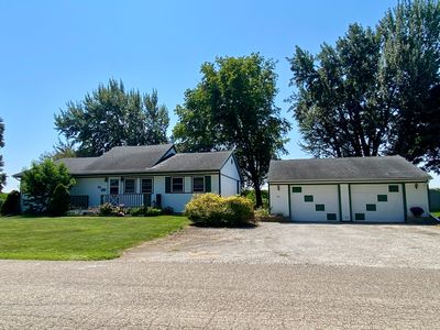 205 E 5th St, Cedar Point, IL, 61316