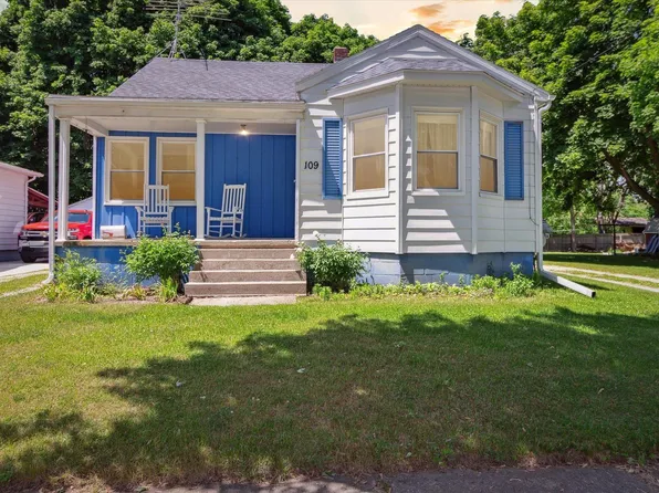 109 Republic Ave, Alma, MI 48801