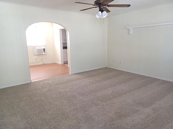 2nd image of 1028 SW 31st St