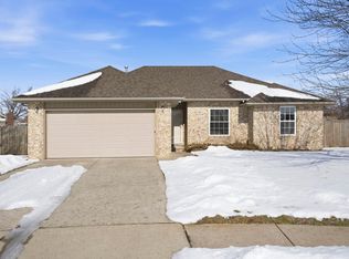 1901 E Overland Drive, Ozark, MO 65721