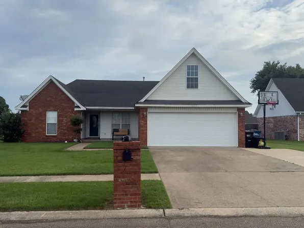 1505 Ashwood Dr, West Memphis, AR 72301