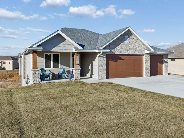 22033 Elderberry Rd, Glenwood, IA 51534