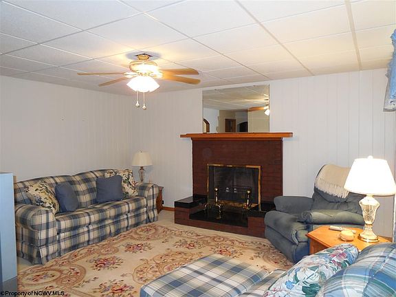 2nd image of 5896 Beverly Pike