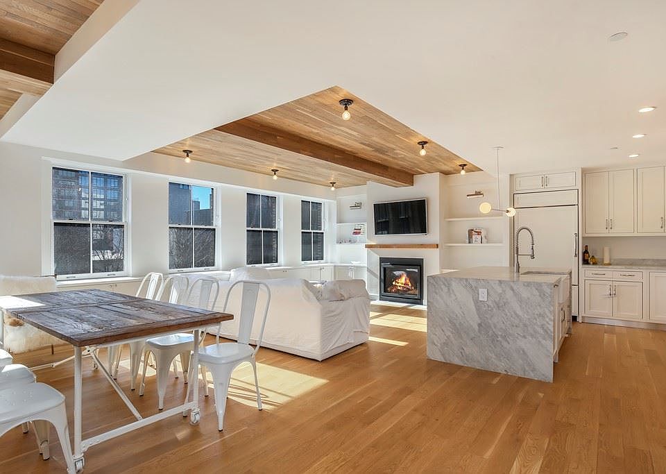 1st image of 559 Carroll St #4