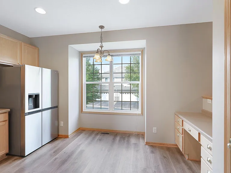 15564 Lilac Dr — Photo 6