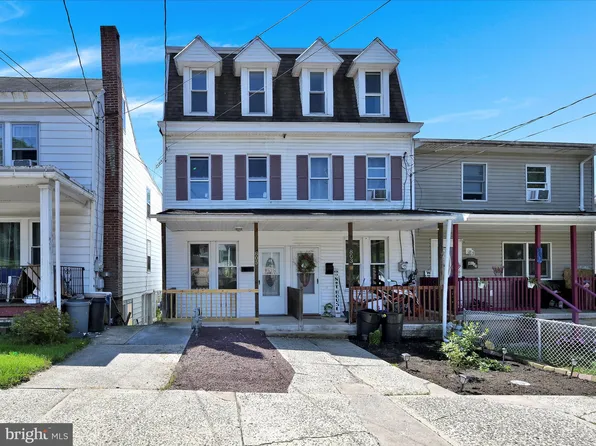 805 Pottsville St, Pottsville, PA 17901