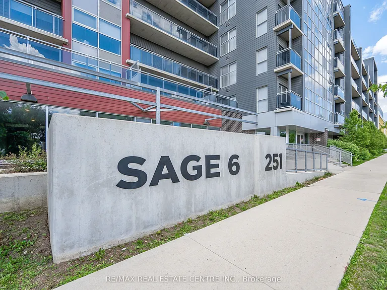 251 Hemlock St #707 — Photo 23