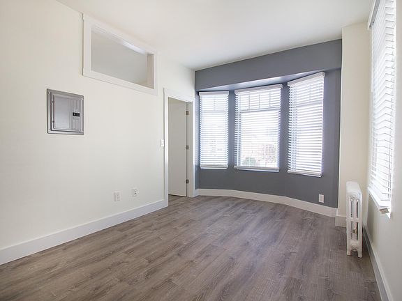 5th image of 810 Eddy St APT 507
