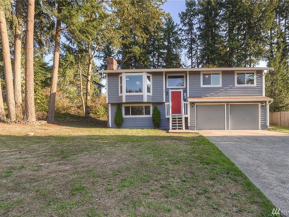 1st image of 9020 158th St E