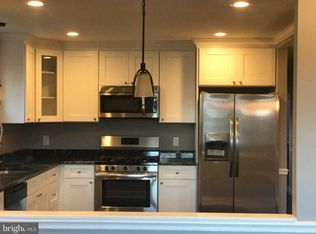 755 Cinnaminson St, Philadelphia, PA 19128