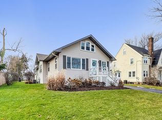 632 N Kenilworth Ave, Glen Ellyn, IL