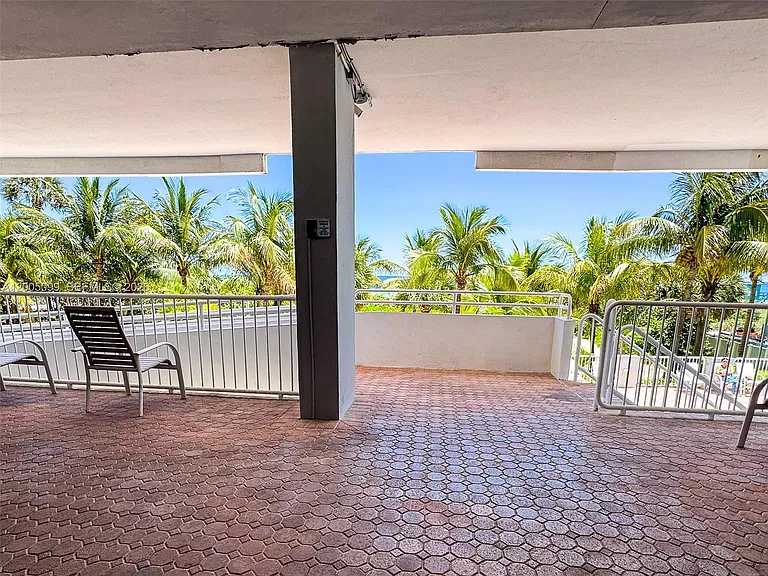 9341 Collins Ave #907 — Photo 34