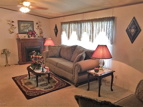 5th image of 500 Birchwood Cir