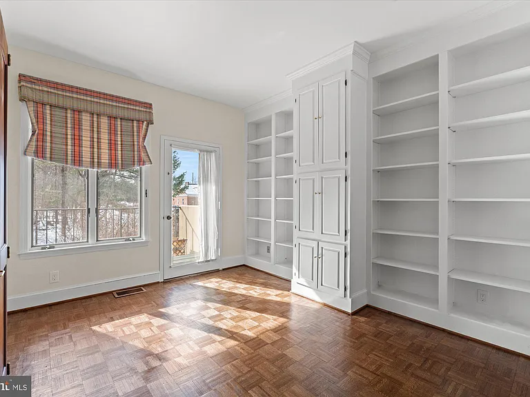 8101 Connecticut Ave #S410 — Photo 29