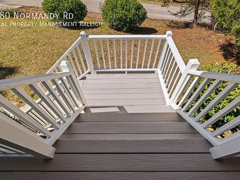180 Normandy Rd — Photo 51
