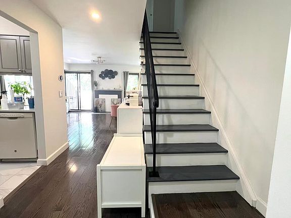 5th image of 2183 Ellery Ave