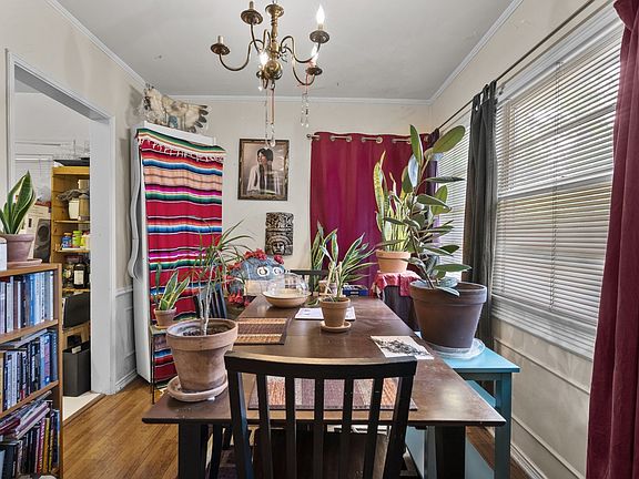 5th image of 4418 Cahuenga Blvd