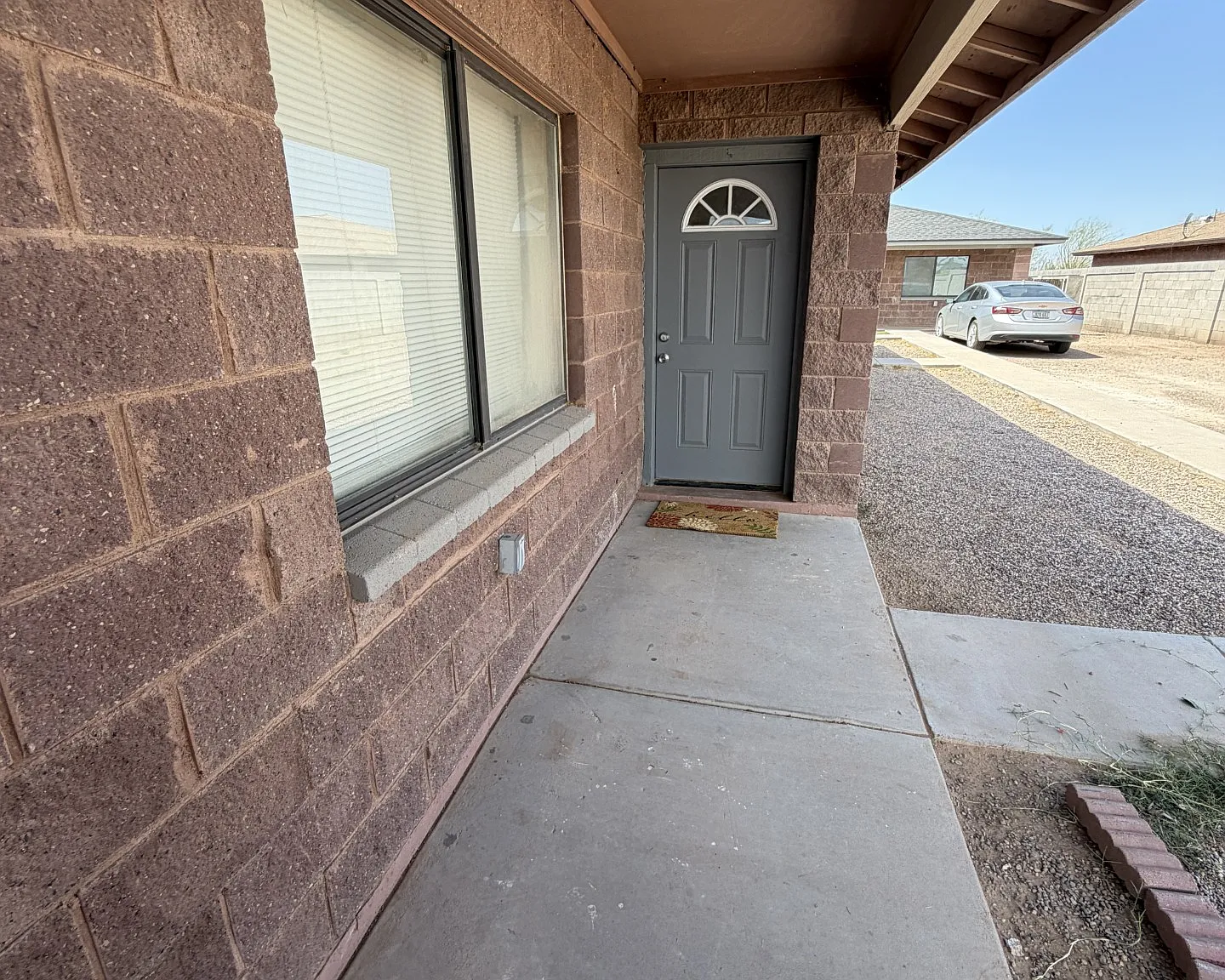 2 bed, 816 sqft, $945 — Photo 1