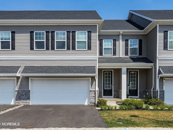 805 Aviator Avenue, Marlboro, NJ 07746