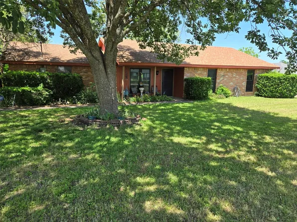 114 Anderson Rd, Red Oak, TX 75154