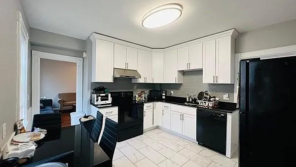 Building Photo - 60 Fiske St #2