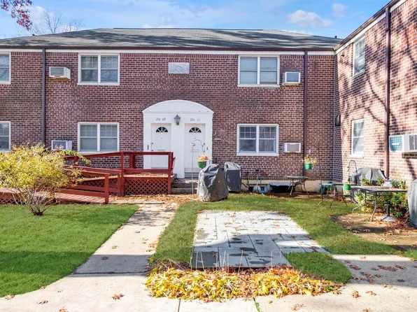 251-11 61st Avenue #755, Little Neck, NY 11362