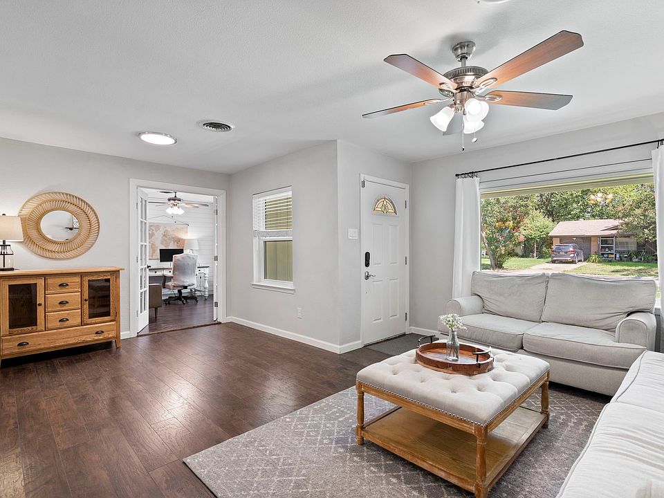1st image of 3116 Colchester Dr