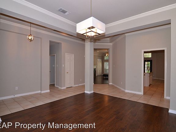 5th image of 2021 Fleming Dr