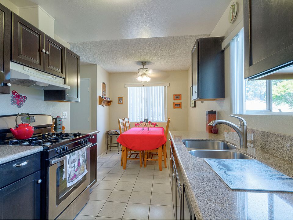 2nd image of 3737 Gail Dr