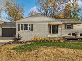 36465 Chestnut Ridge Rd, North Ridgeville, OH 44039