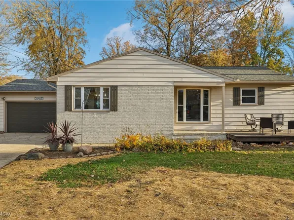 36465 Chestnut Ridge Rd, North Ridgeville, OH 44039