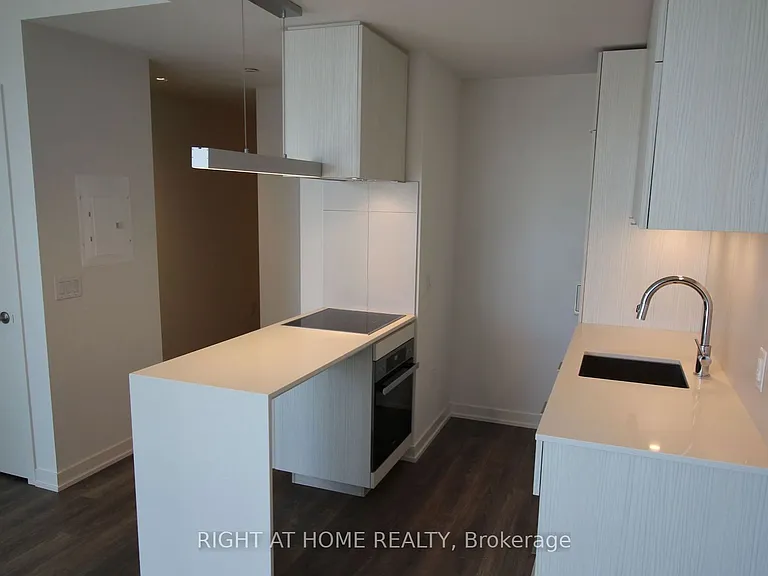 20 Richardson St #3106 — Photo 10
