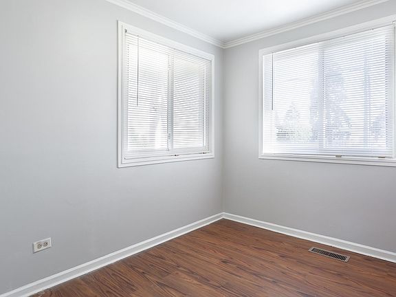 5th image of 12844 S Elizabeth St