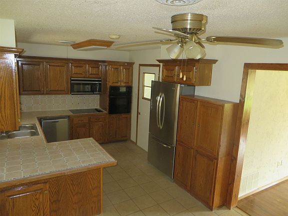 4th image of 2314 NW 47th St