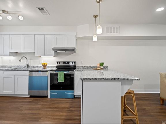 3rd image of 504 Green Mountain Dr APT 101