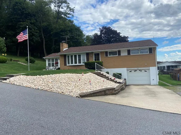 222 Fair Ave, Johnstown, PA 15904