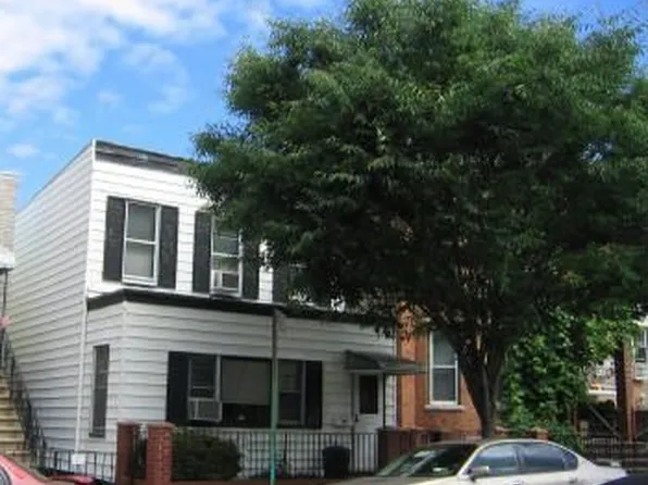 3440 32nd St, Astoria, NY 11106