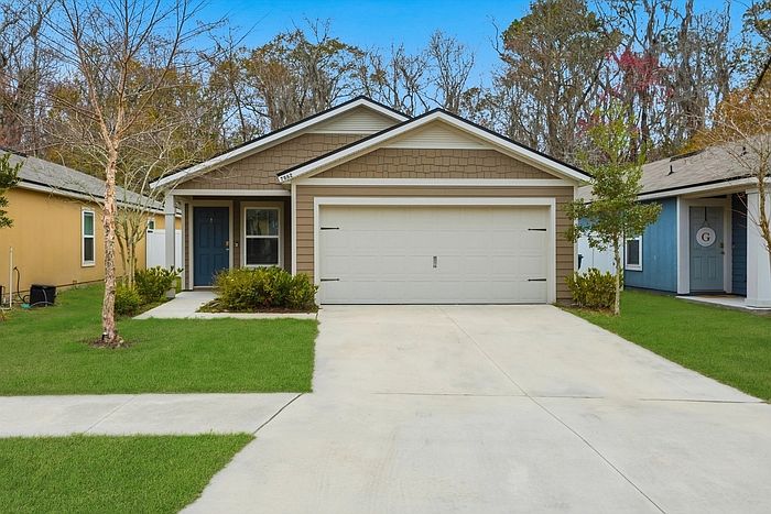 1st image of 7862 Meadow Walk Ln