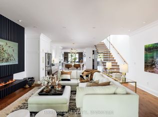 31 3rd St, Toronto, ON M8V2X7