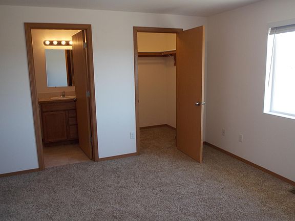 5th image of 1321 W Shelby St