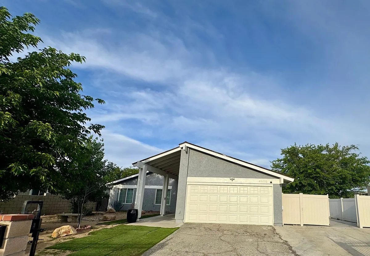 Building Photo - 42810 Yew St