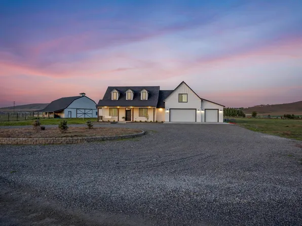 7905 S 674th Pr SE, Benton City, WA 99320