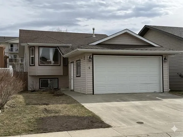 4 N Horne Close, Sylvan Lake, AB T4S 0C4