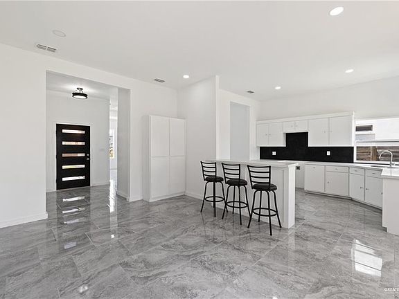 3rd image of 3609 E Santorini Dr