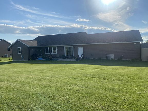 4th image of 648 Carlyle Dr