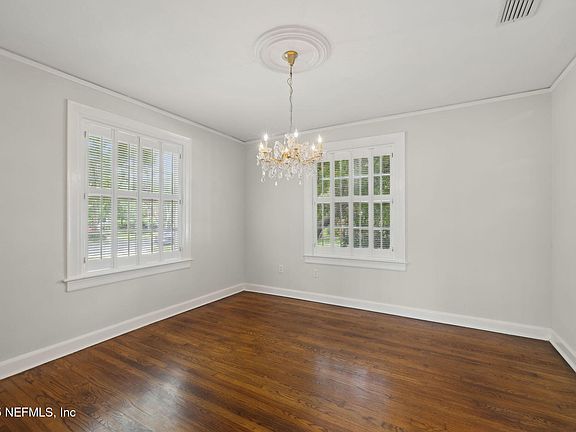 4th image of 2337 BROADMOOR Lane