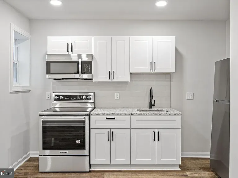 4334 Parrish St #2 — Photo 4