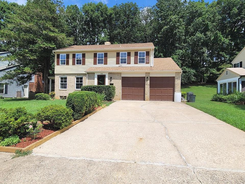 1st image of 1106 Pleasant Valley Dr